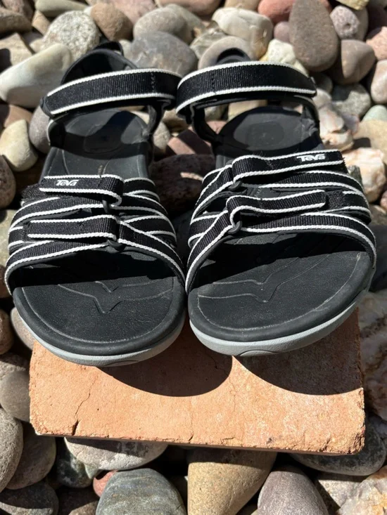TEVA Tirra Strappy Sandals Hiking Outdoor Trail Water Shoe Black & White SZ. 9.5 - Picture 7 of 10